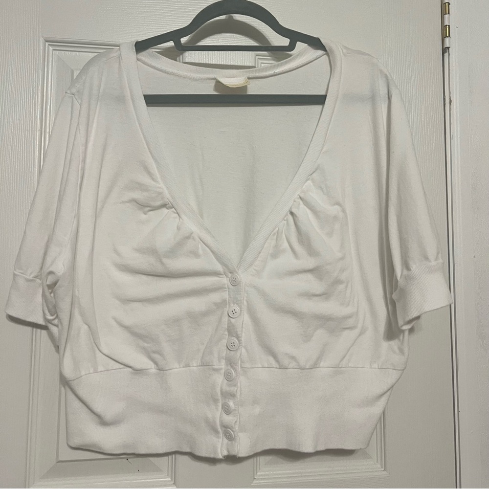 White Button-Up Women's Crop V Neck‎ Cardigan Short Sleeve